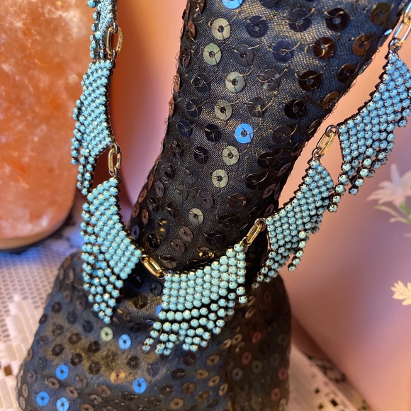 NWT VICTORIAN CASCADING BEADED NECKLACE FUN FLOWING STRANDS SET IN HEMATITE GOLD - Picture 11 of 12